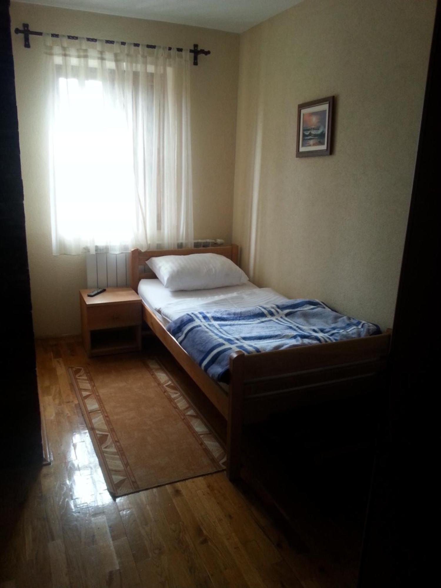 Hotel Gacka Otočac Rum bild