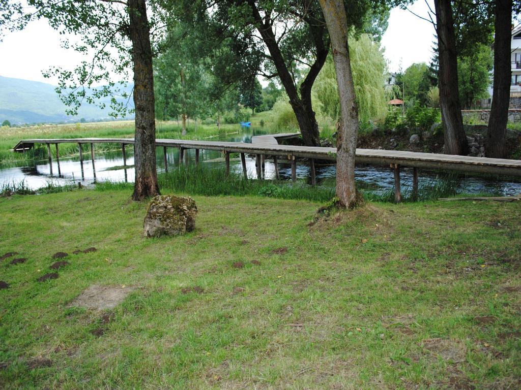 Hotel Gacka Otočac Exteriör bild