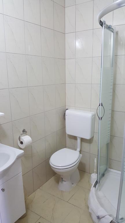 Hotel Gacka Otočac Exteriör bild