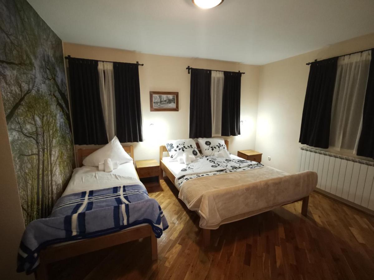 Hotel Gacka Otočac Exteriör bild